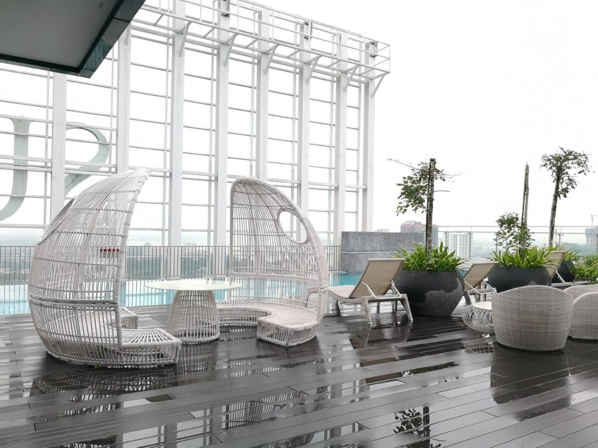 Cozy & High Floor Suite In Suasana Jb 15, Views Johor Bahru Luaran gambar